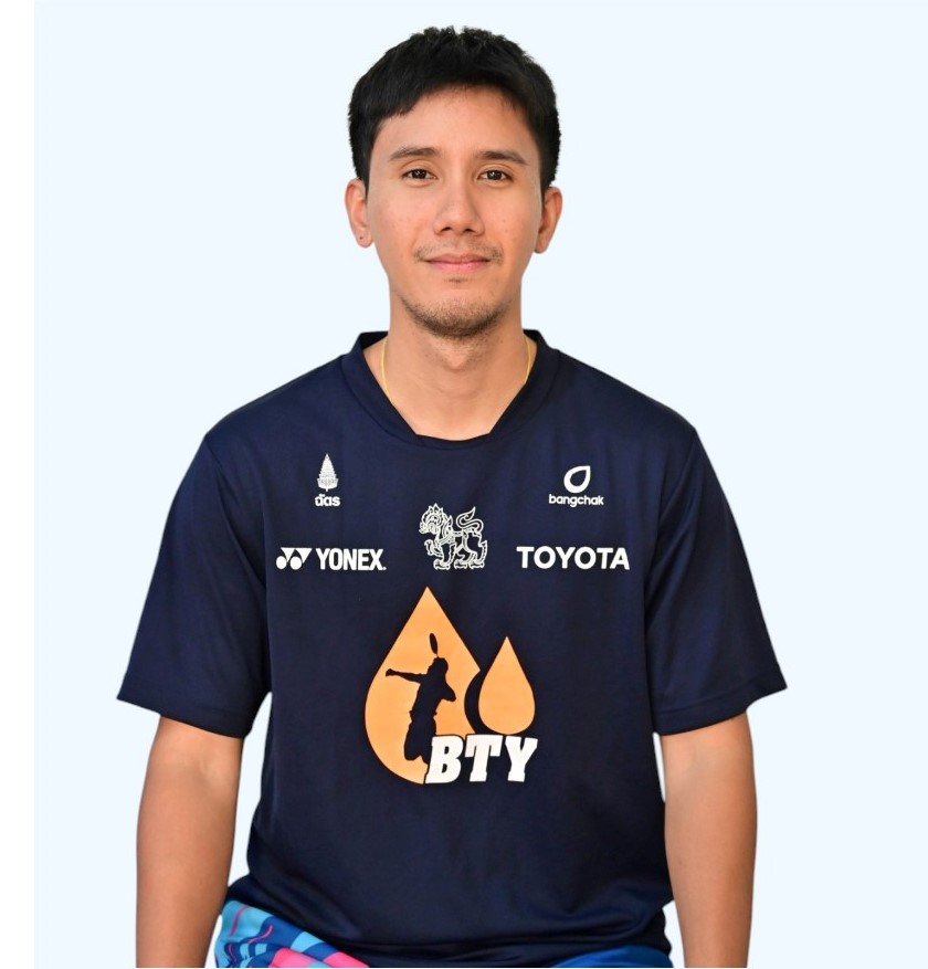 ทักษ์ดนัย บุญรอด (โค้ชอาร์ท) ผู้ฝึกสอน โรงเรียนแบดมินตันบ้านทองหยอด