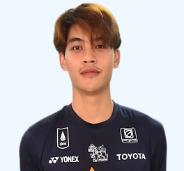ภทรธร นิพรรัมย์ (โค้ชจริง) ผู้ฝึกสอน โรงเรียนแบดมินตันบ้านทองหยอด